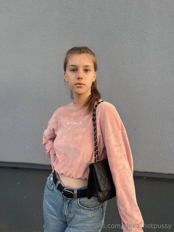 Alex / alexa_hotpussy nude photo #4