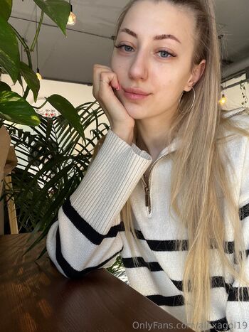 Alex / alexagol19 nude photo #3