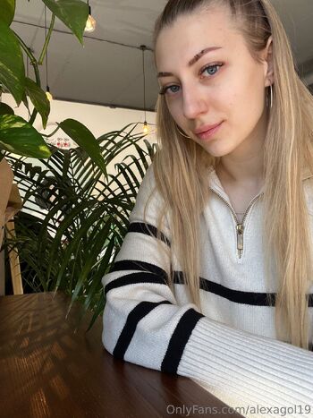 Alex / alexagol19 nude photo #21
