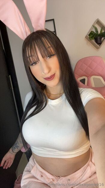 Alexa Góme / alexagomez16 nude photo #6