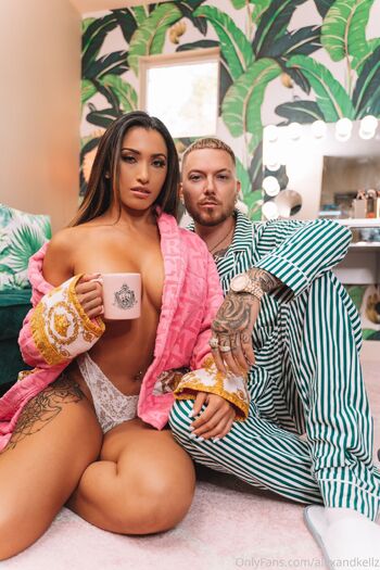 Alex and Kell / alexandkellz nude photo #7