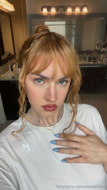 Alexa Pillin / alexapilling nude photo #10