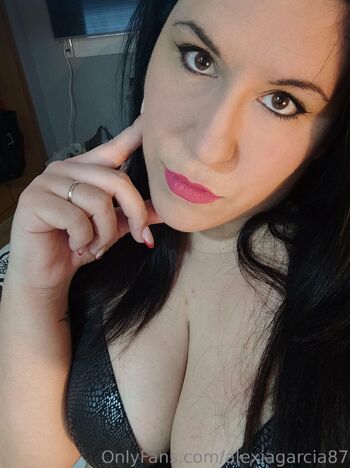 Alexiaxia8 / alexiaxia87 nude photo #8