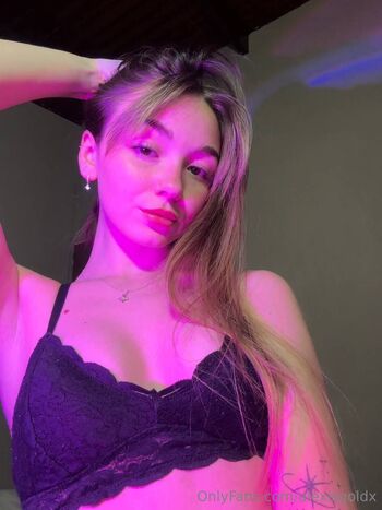 Alexis Gol / alexisgoldx nude photo #6