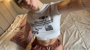 Alexis Gol / alexisgoldx nude photo #37