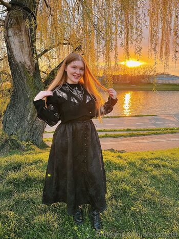 Alexis Lus / alexislusttt nude photo #9