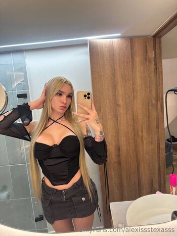 Alexis Texas / alexissstexasss nude photo #9