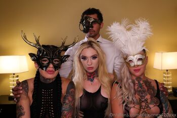 Alex Jone / alexjones420xxx nude photo #13