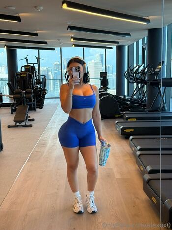 Ale / alexox0 nude photo #3