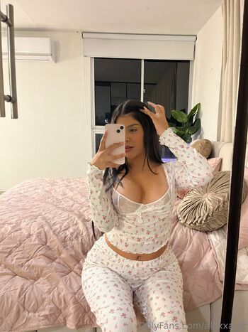 Alex / alexxa.dz nude photo #9