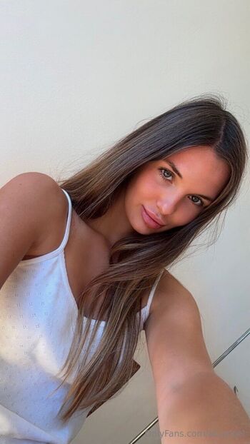 OnlyFans / alia.angel nude photo #6