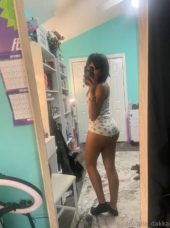 aliadakk / alia_dakka nude photo #33