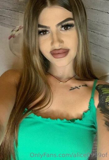 Alic / alice0999of nude photo #3
