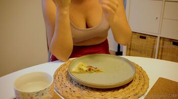 Alice belly fetis / alice2242 nude photo #10