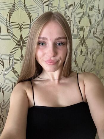 Alice Macdez / alice_19f nude photo #8