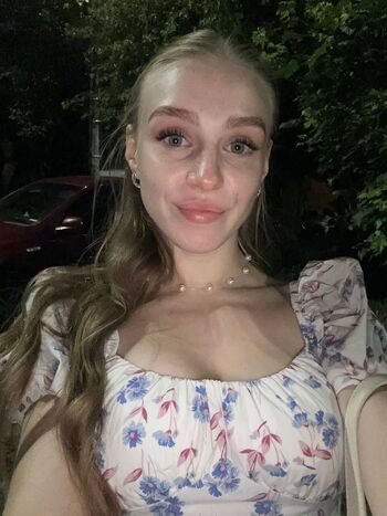 Alice Macdez / alice_19f nude photo #20