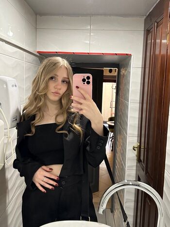 Alice Macdez / alice_19f nude photo #31