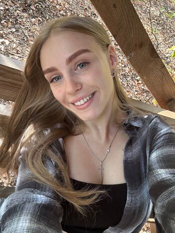 Alice Macdez / alice_19f nude photo #32