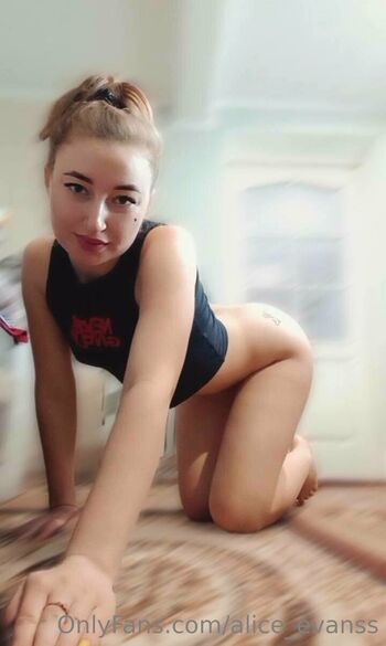 Alice Evans / alice_evanss nude photo #16