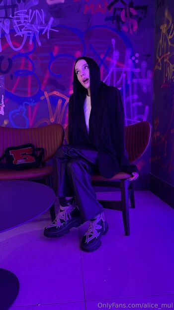 𝓐𝓵𝓲𝓬𝓮 / alice_mul nude photo #6
