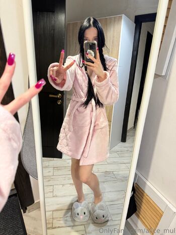 𝓐𝓵𝓲𝓬𝓮 / alice_mul nude photo #20