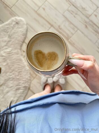 𝓐𝓵𝓲𝓬𝓮 / alice_mul nude photo #22