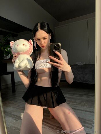 𝓐𝓵𝓲𝓬𝓮 / alice_mul nude photo #25