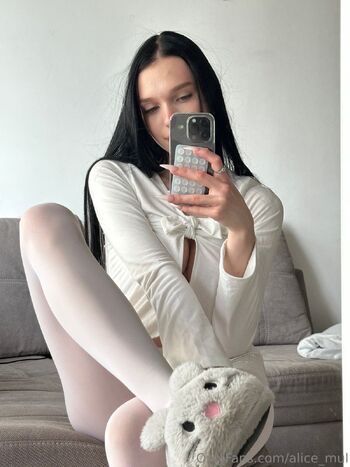 𝓐𝓵𝓲𝓬𝓮 / alice_mul nude photo #29