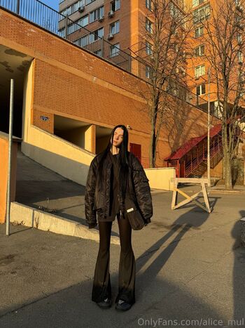 𝓐𝓵𝓲𝓬𝓮 / alice_mul nude photo #41