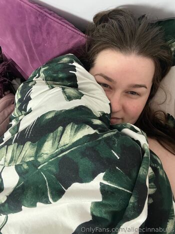 Alice Cinnabuns / alicecinnabuns nude photo #28