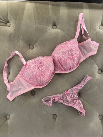 Alice Brooke / aliceebrookees nude photo #31