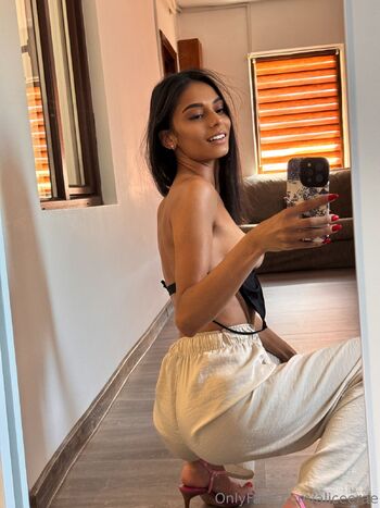 Alice Ra / aliceerae / yoursalicerae nude photo #23