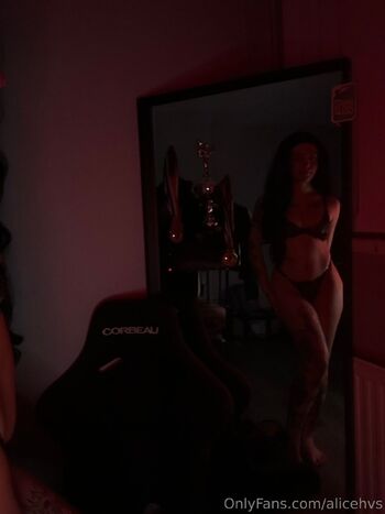 Alice Harv / alicehvs / alicehvs_ nude photo #27