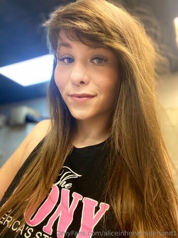 Aliceinherwonderlan / aliceinherwonderland1 nude photo #4