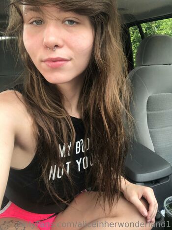 Aliceinherwonderlan / aliceinherwonderland1 nude photo #29