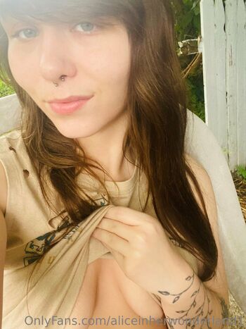 Aliceinherwonderlan / aliceinherwonderland1 nude photo #31