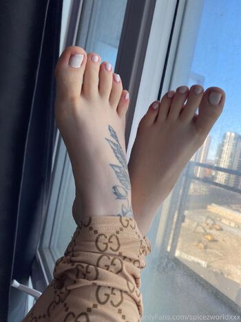 Alice in Kinkland / aliceinkinkland nude photo #2