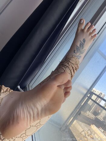 Alice in Kinkland / aliceinkinkland nude photo #3