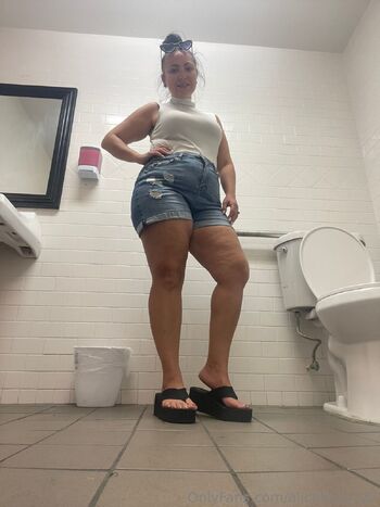 Alice Kac / alicekacy722 nude photo #1