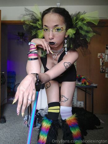 Alice Lexingto / alicelexington nude photo #11