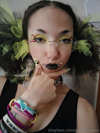 Alice Lexingto / alicelexington nude photo #13