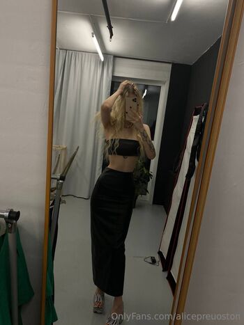 Stasy / alicepreuoston nude photo #23