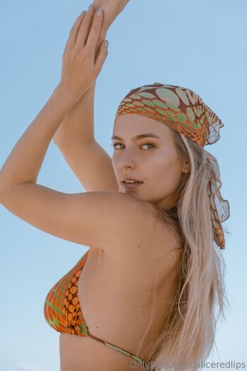 Alice / aliceredlips nude photo #72