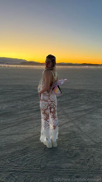 Alice / aliceredlips nude photo #82