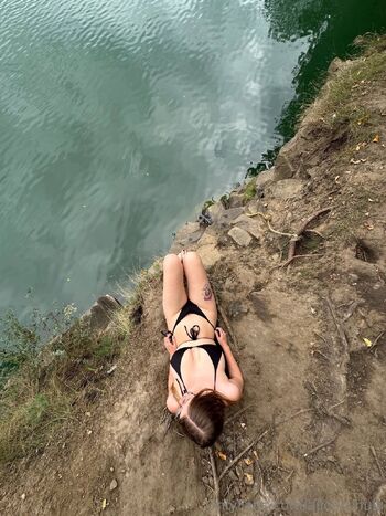 Alice Schulz / aliceschulz / kleinealicee / kleinealiceee nude photo #4