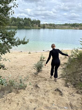 Alice Schulz / aliceschulz / kleinealicee / kleinealiceee nude photo #8