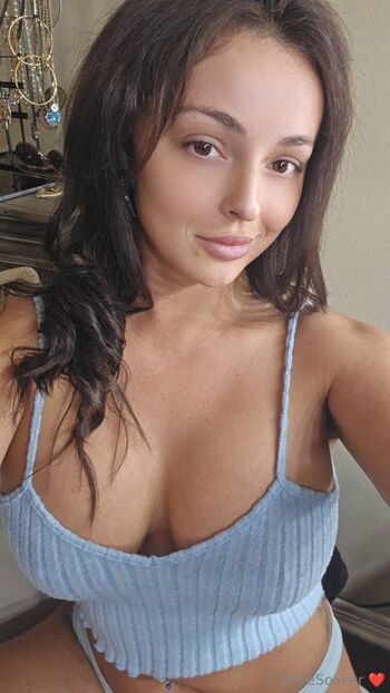 Alice / alicesoaker nude photo #10