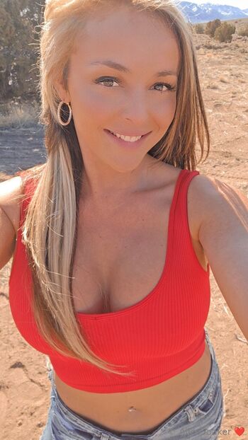 Alice / alicesoaker nude photo #30