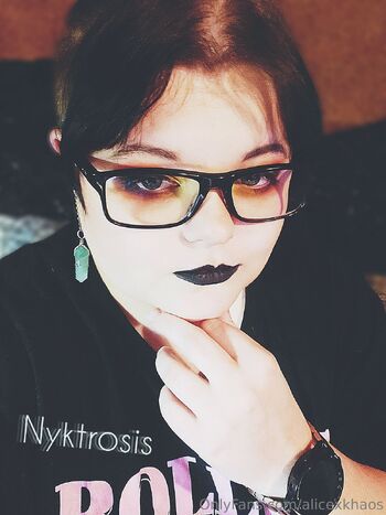 DaddiesLittleAlic / alicexkhaos nude photo #7