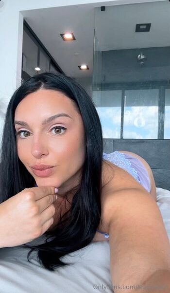 Alicia Waldne / aliciawaldner nude photo #29